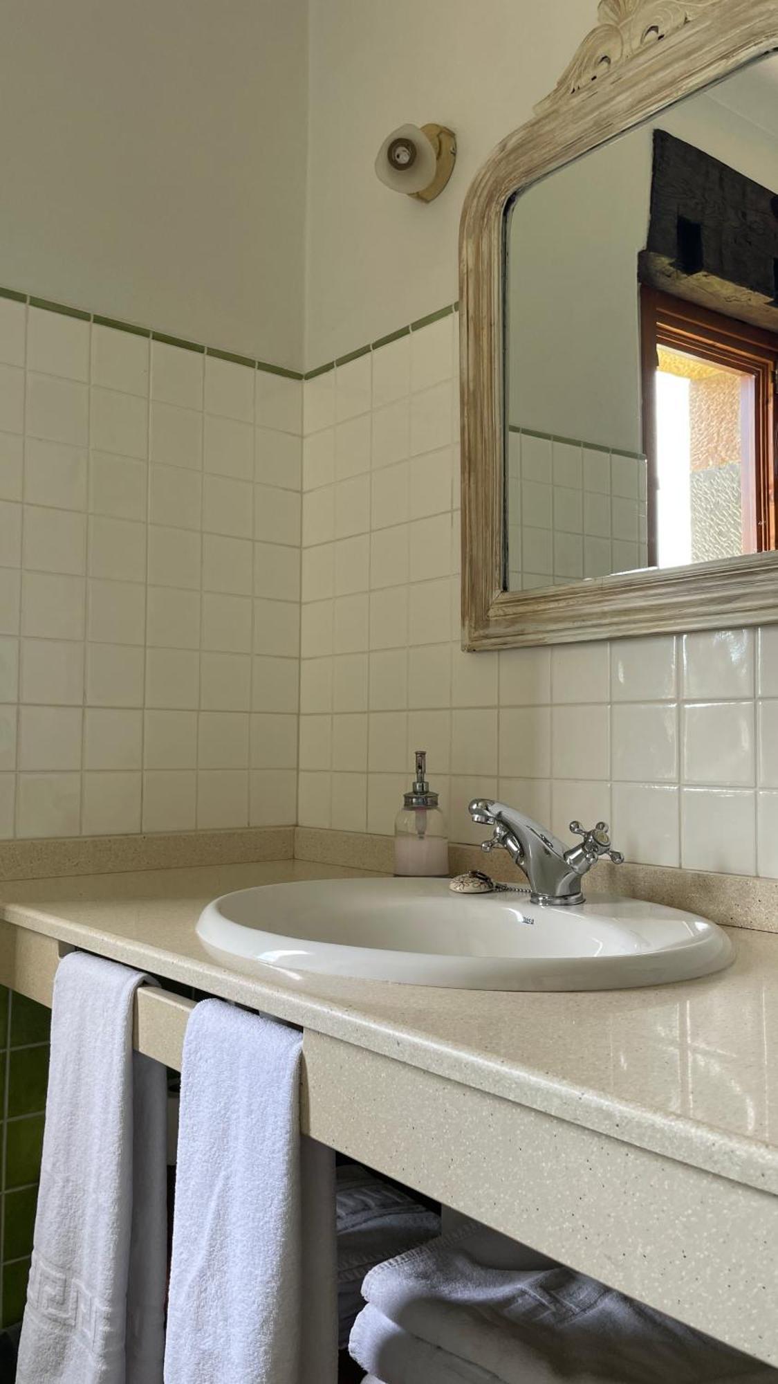 Apartamentos El Picoretu コン エクステリア 写真