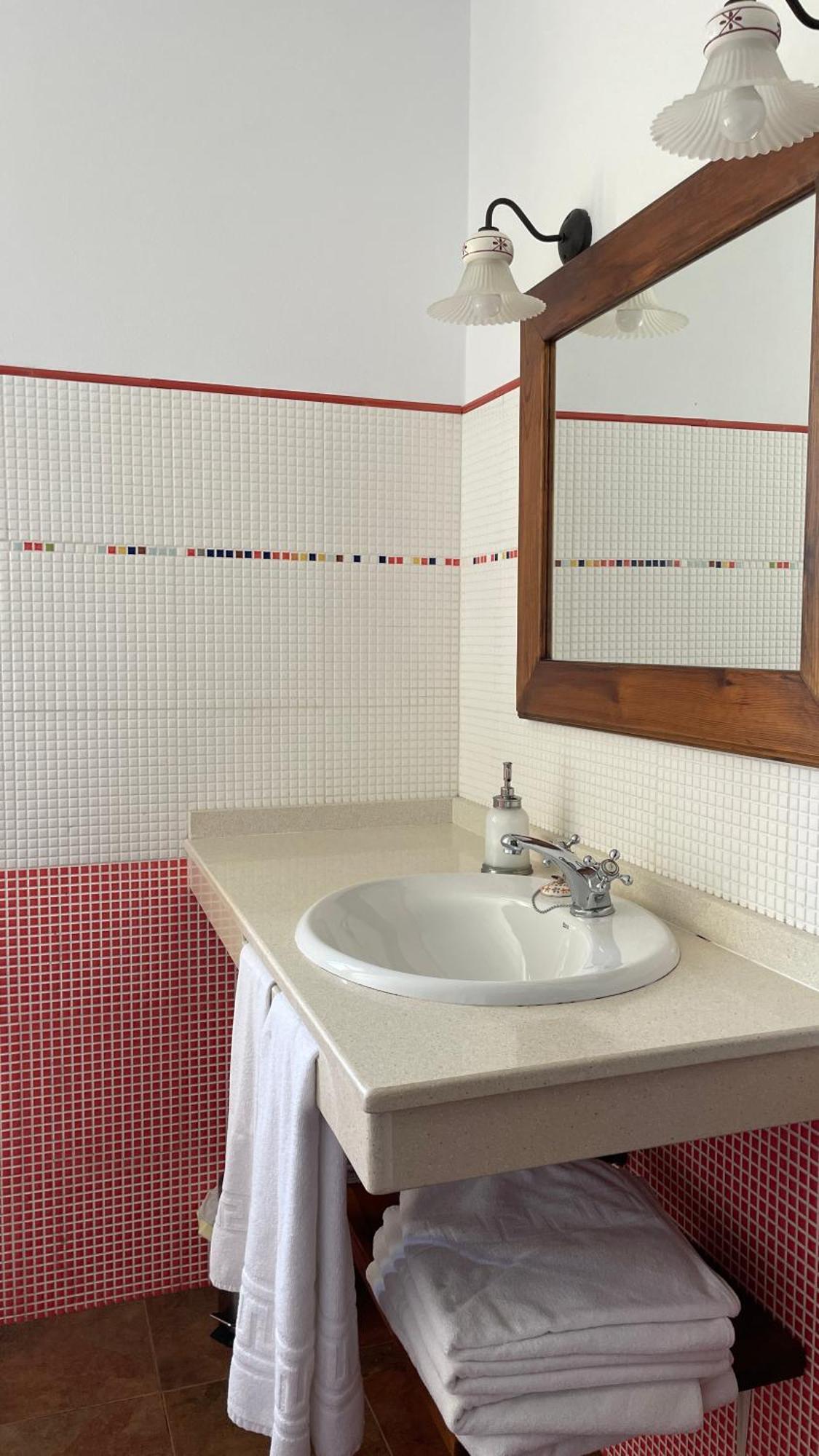 Apartamentos El Picoretu コン エクステリア 写真