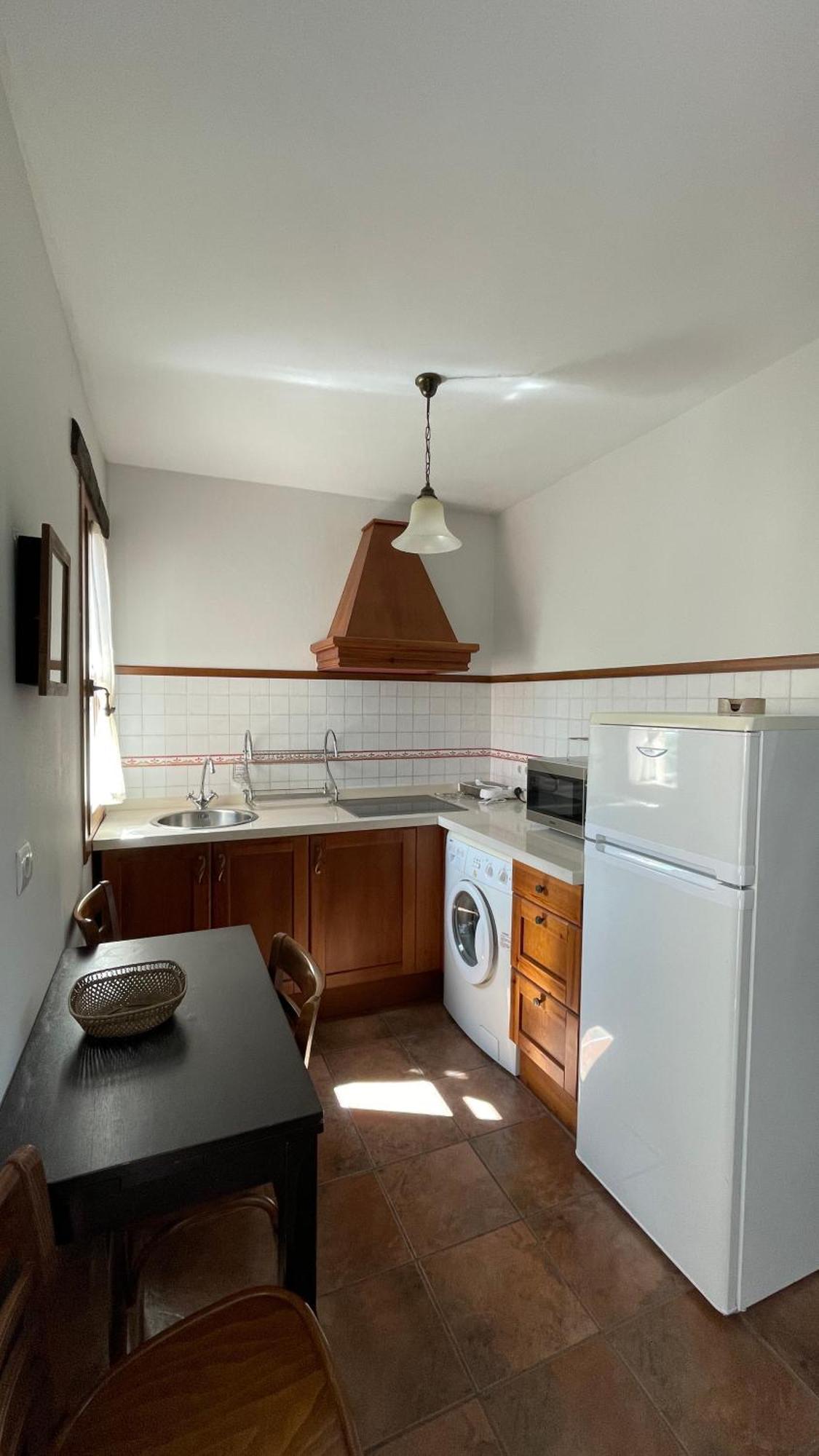 Apartamentos El Picoretu コン エクステリア 写真
