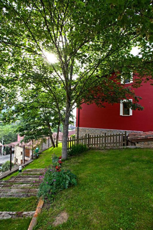 Apartamentos El Picoretu コン 部屋 写真